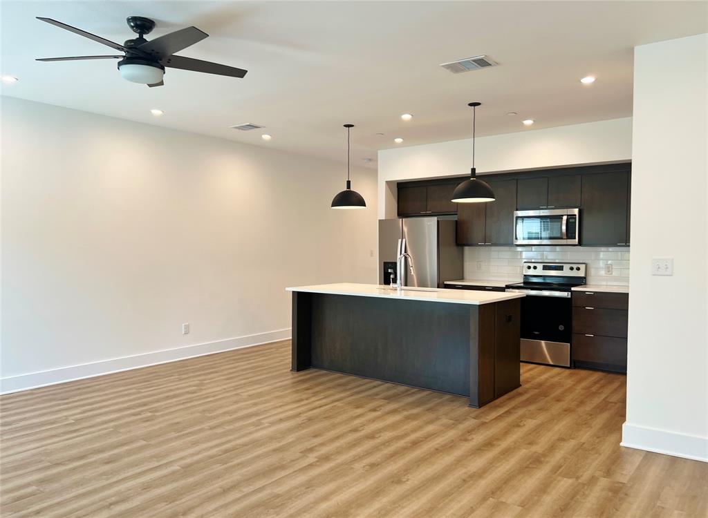 Crescent Crk Villas - Residential Lease