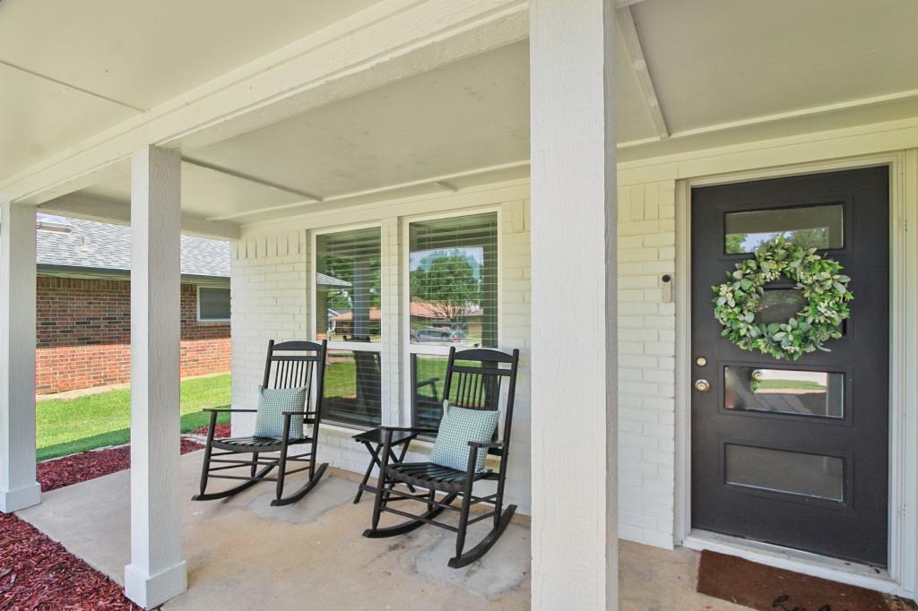 1328 Brazos Boulevard