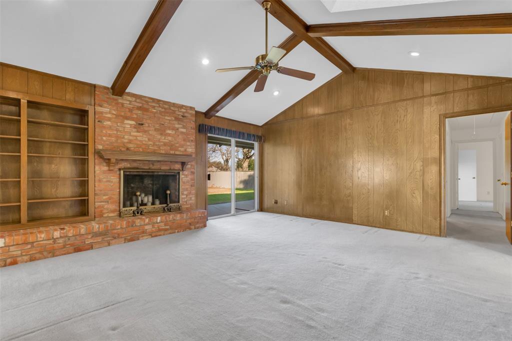 1629 Centenary Drive