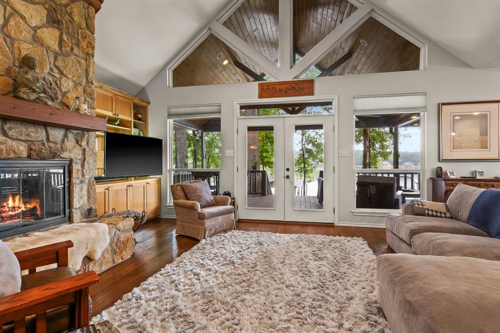 1509 Panther Creek Pass