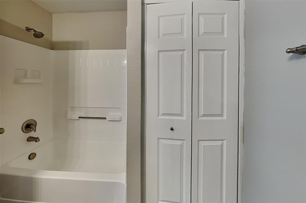 Presidents Point Ph One - Residential Lease