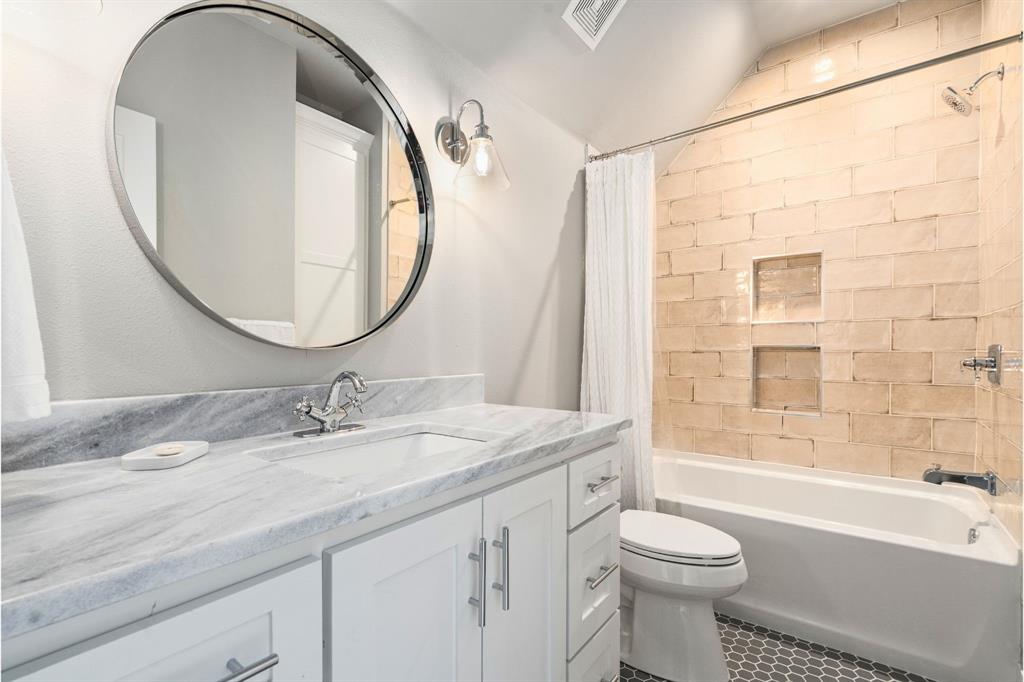 Arnold Hills - Residential