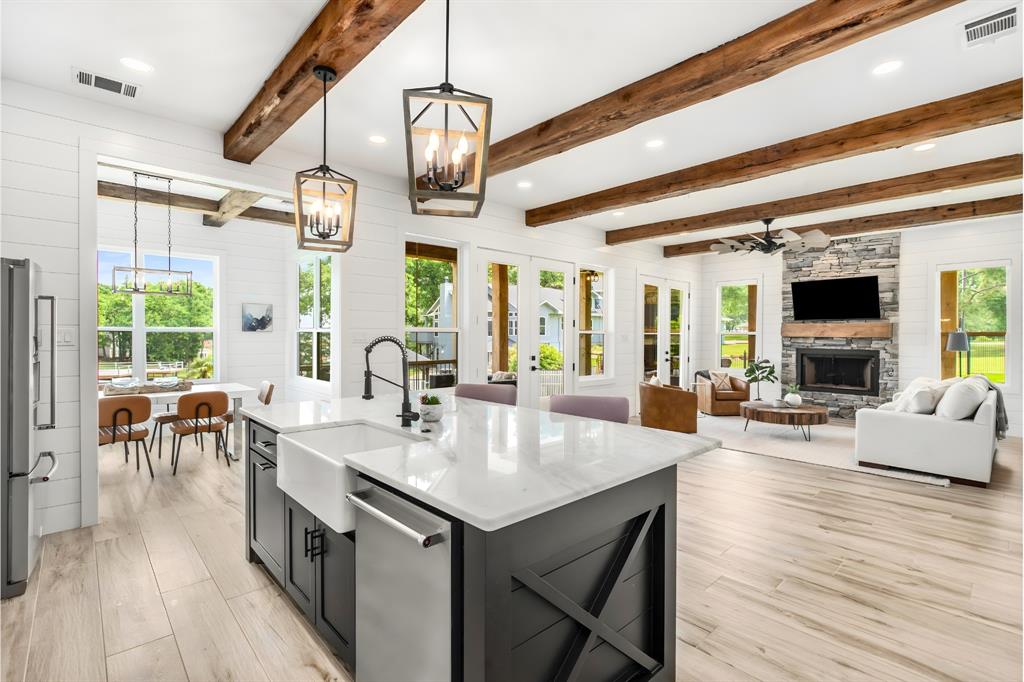 Arnold Hills - Residential