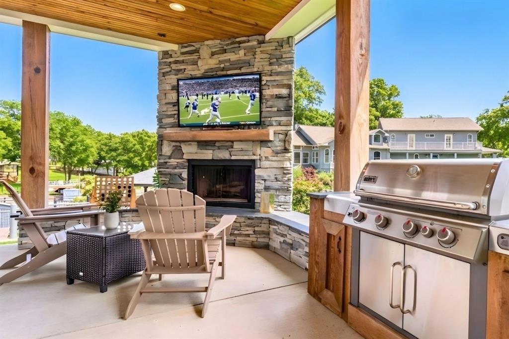 Arnold Hills - Residential