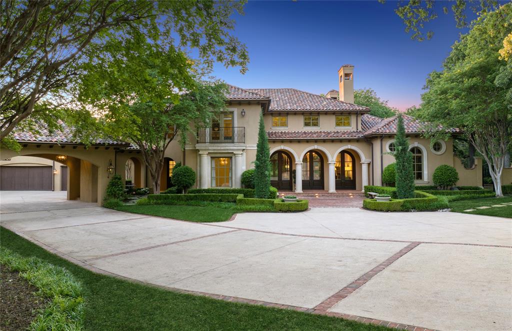 2101 Bayshore Drive