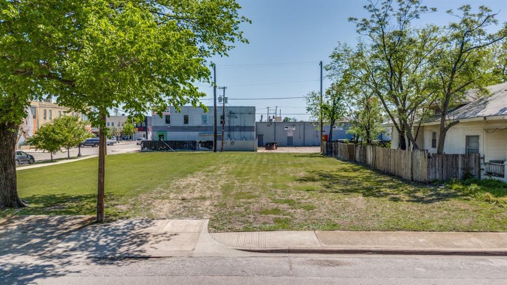 Dallas Land & Loan 02 - Land