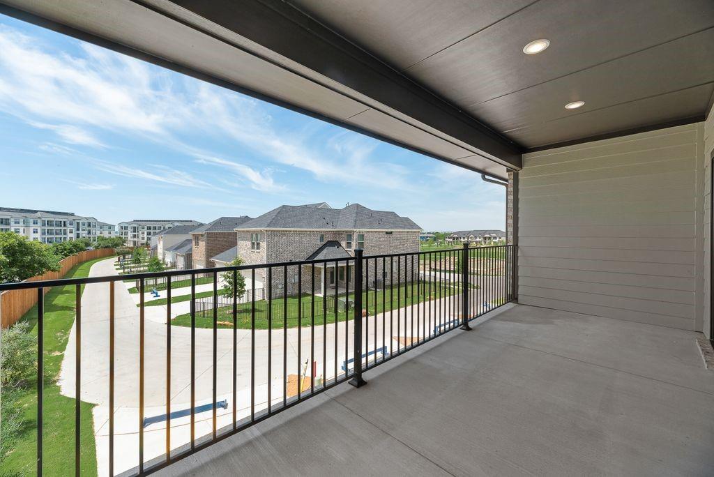 8334 Bayside Drive