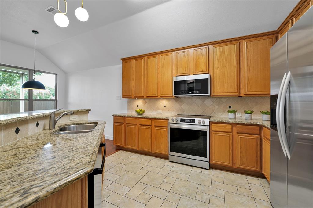 3105 Hemlock Lane
