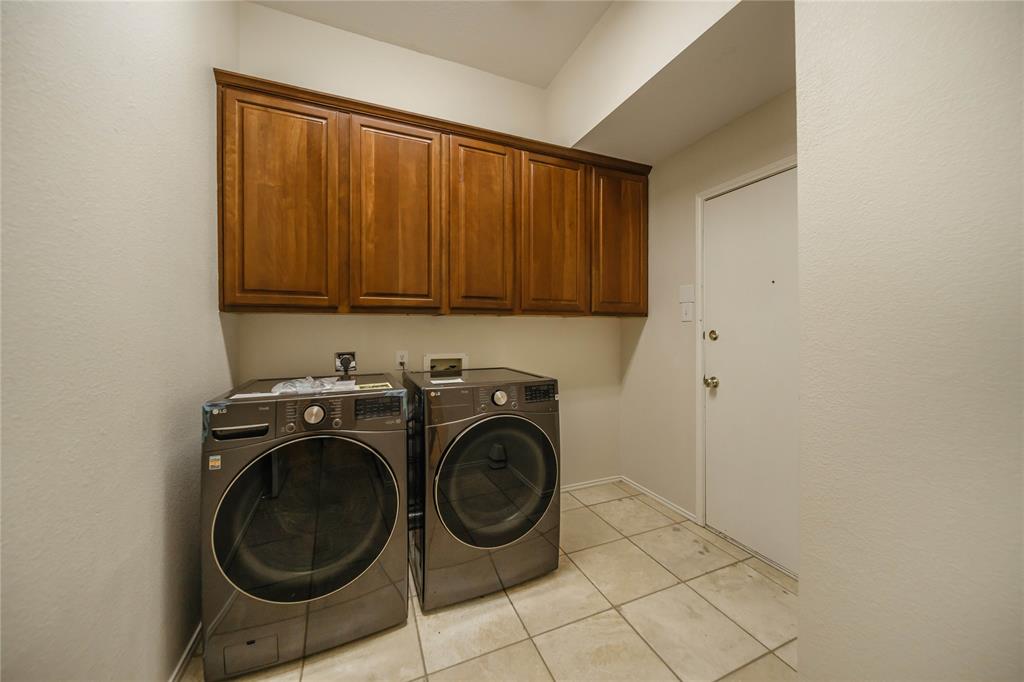 Ridgeview Ranch Add Ph V-A - Residential Lease