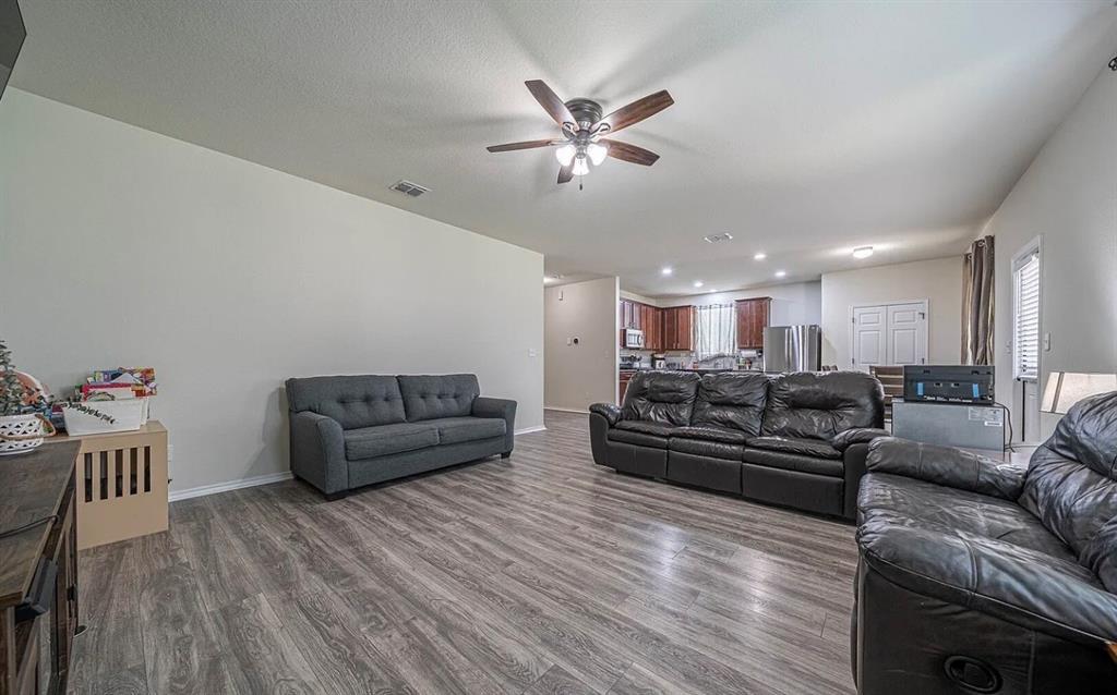11906 Longfellow