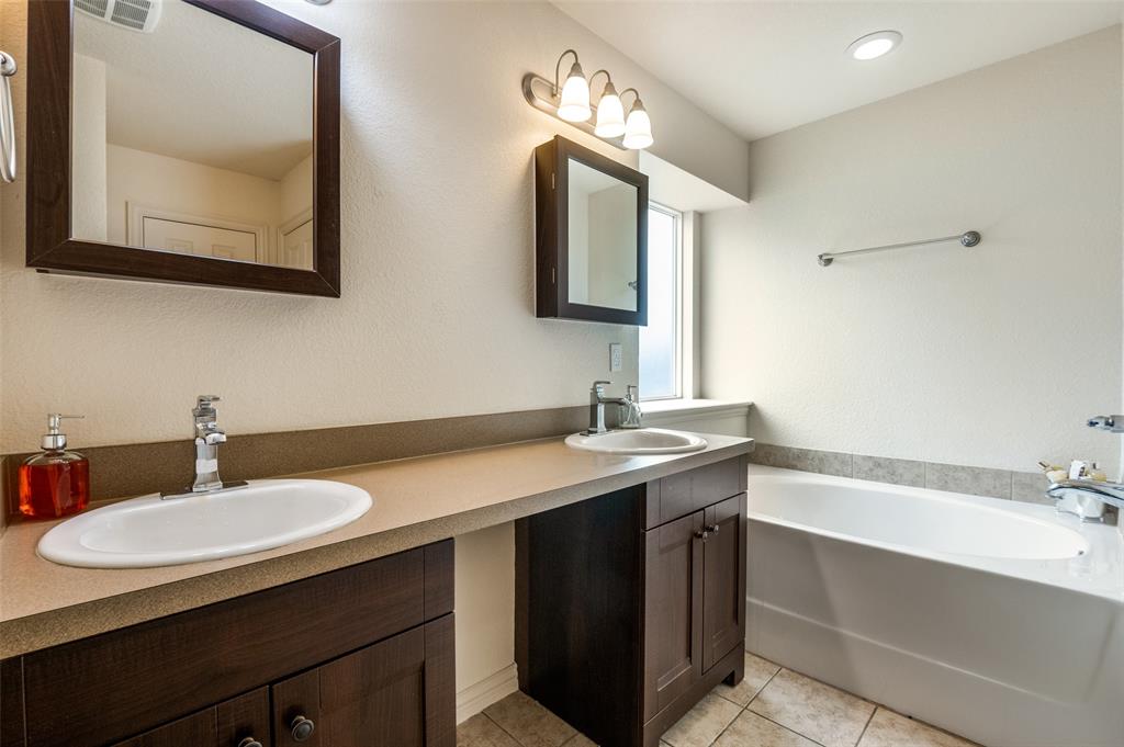 Creekside At Carter Square - Residential