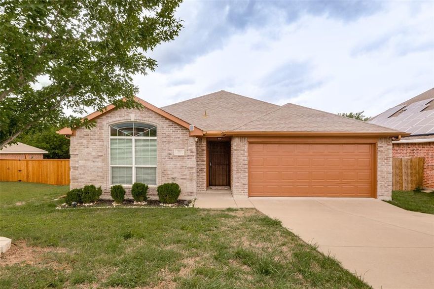This beautifully maintained 3-bedroom, 2-bath home offers the perfect blend of comfort and flexibility. Step inside to find an inviting open layout with an additional office or flex space—ideal for remote work or a playroom. The spacious kitchen features generous counter space and storage, making it a dream for anyone who loves to cook or entertain. Relax in the large primary suite with room for a sitting area and an ensuite bath for added privacy. Outside, enjoy a huge backyard perfect for barbecues, pets, or a future pool. Conveniently located near shopping, dining, and top-rated schools, this home combines everyday convenience with quiet neighborhood charm.