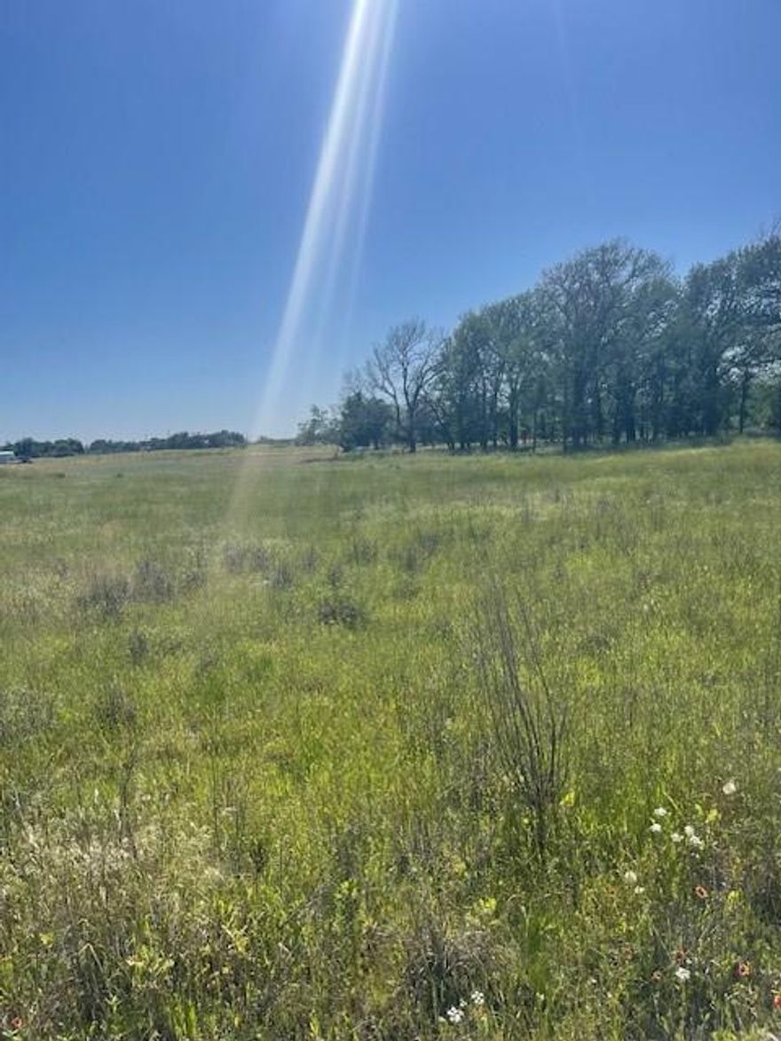 No Restrictions except for live in trailer parks! Great location just outside of Weatherford. Multi family allowed.  Price to sell!