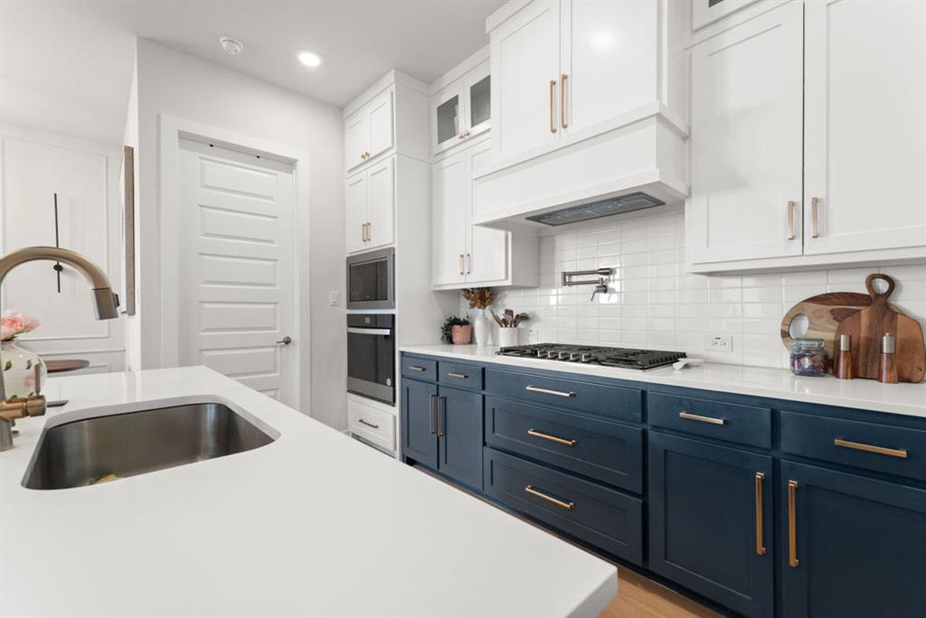 15546 Night Heron Road