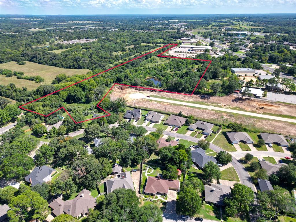 Lot 15 Central Park Court