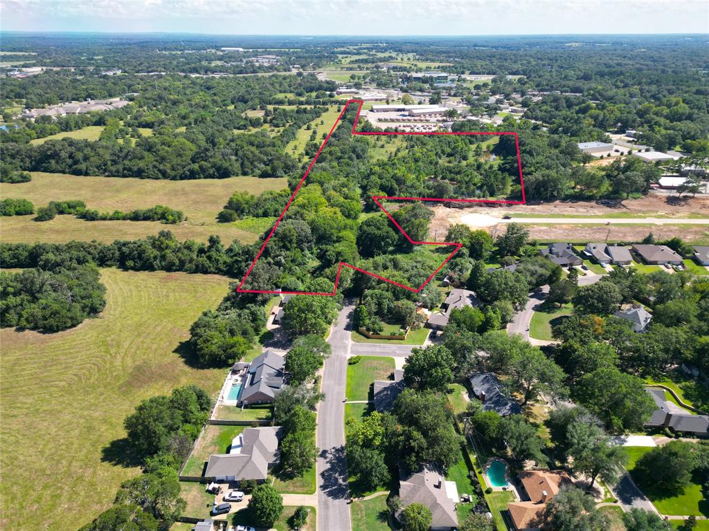 Lot 15 Central Park Court
