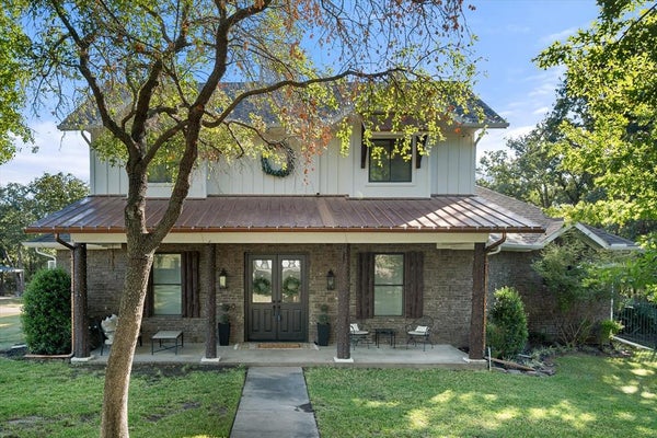 6100 TIMBERWOLFE LN, FORT WORTH, TX 76135 - Image 8a333c88a209412ee8a3fe9f2c9e99aa/730655134