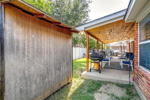 A home in Burleson