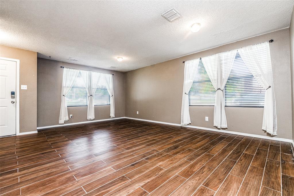 Creek Hollow Ph 1 - Residential Lease