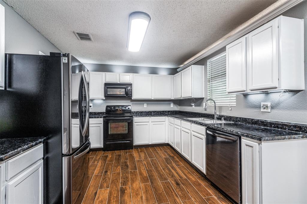 Creek Hollow Ph 1 - Residential Lease