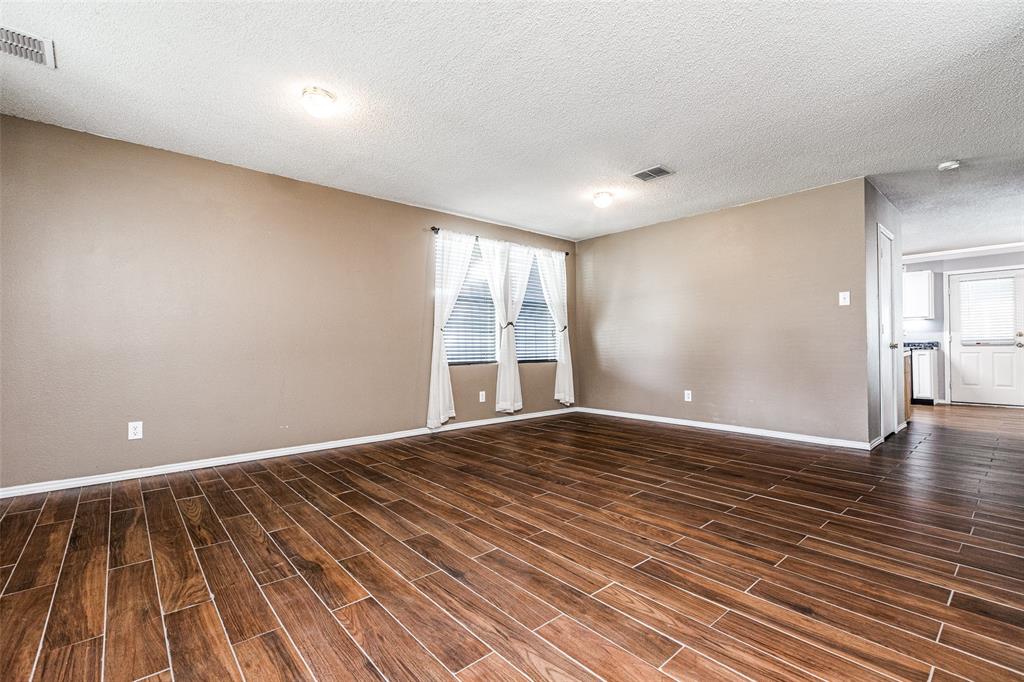 Creek Hollow Ph 1 - Residential Lease