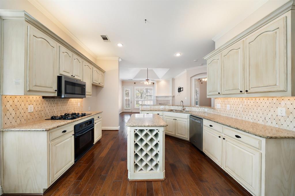 Summer Glen - Residential