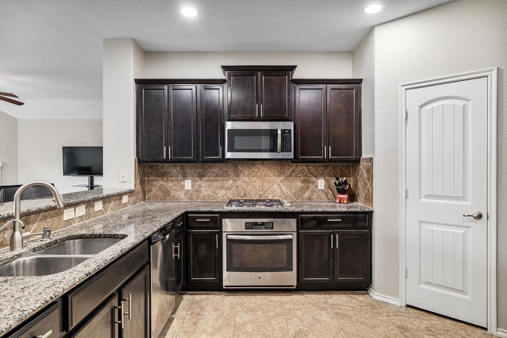 Valor Pointe - The Reserve At Westridge Ph 11 - Residential