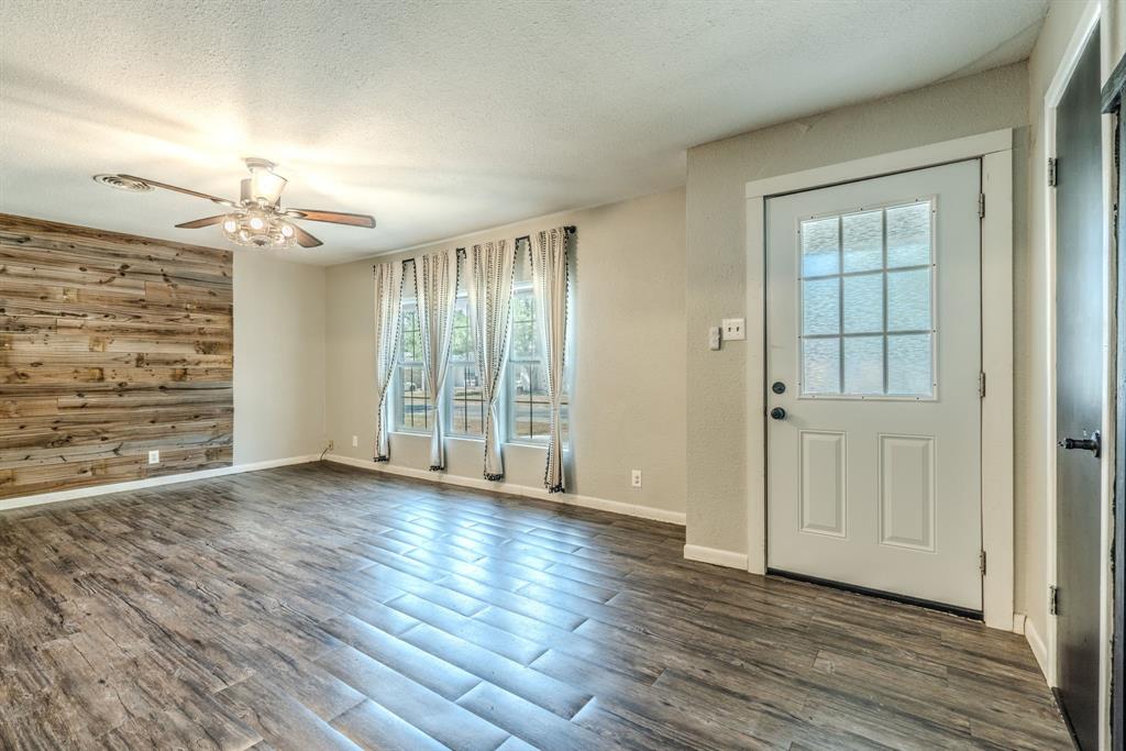 6716 John Drive