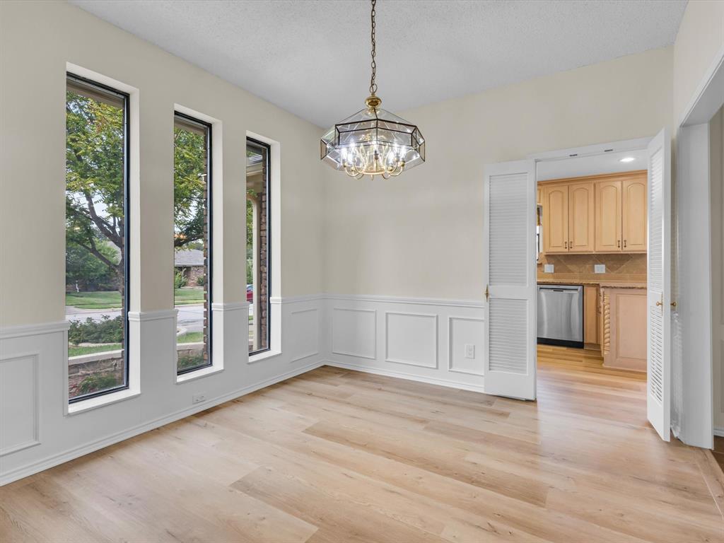 2305 Ridgewood