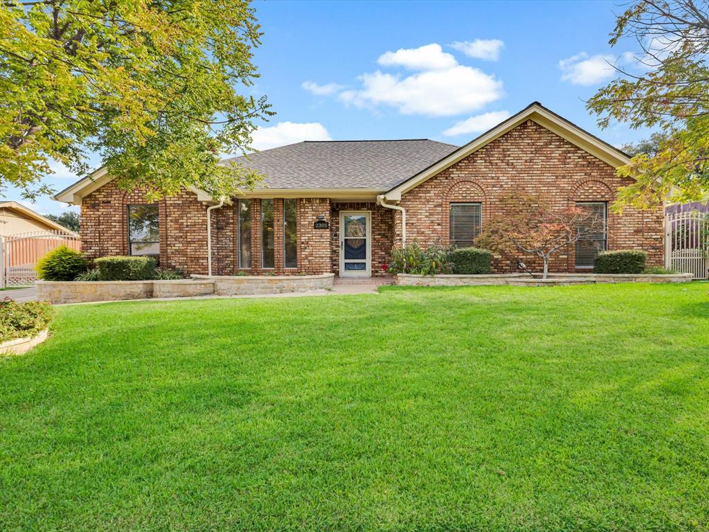 2305 Ridgewood