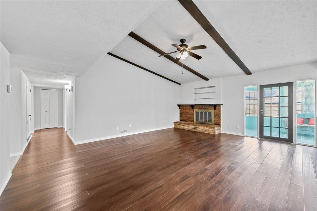 Carrollton, Texas 75007, United States, 4 Bedrooms Bedrooms, ,2 BathroomsBathrooms,Residential,Pending,78381