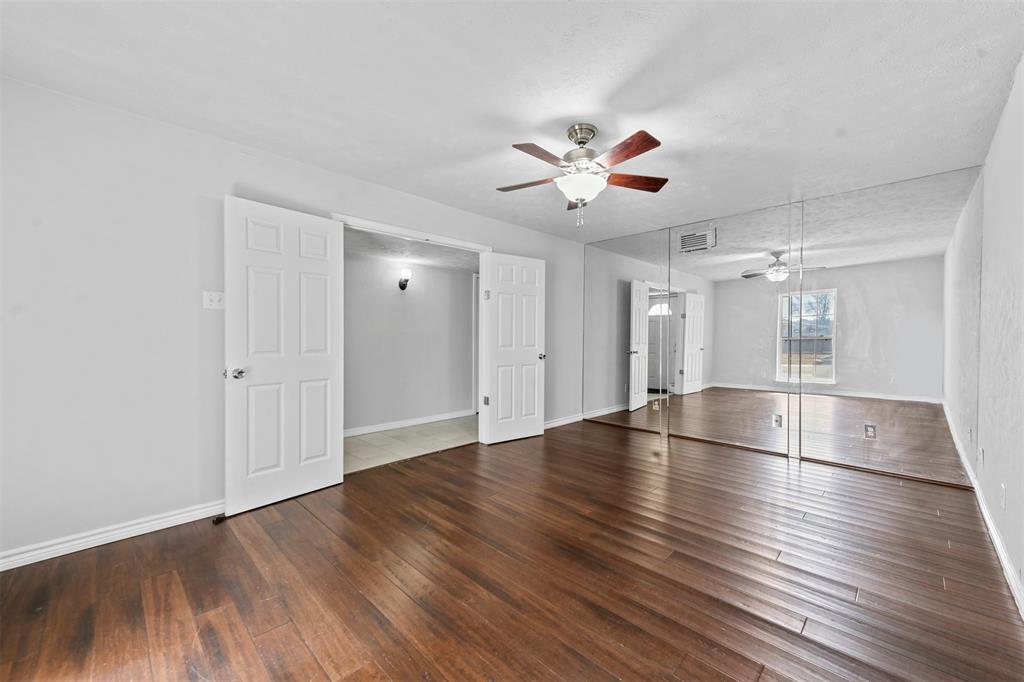 Carrollton, Texas 75007, United States, 4 Bedrooms Bedrooms, ,2 BathroomsBathrooms,Residential,Pending,78381