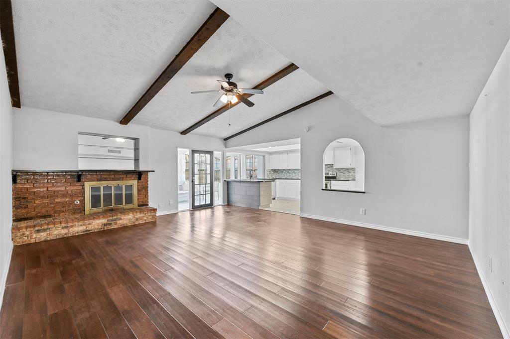 Carrollton, Texas 75007, United States, 4 Bedrooms Bedrooms, ,2 BathroomsBathrooms,Residential,Pending,78381