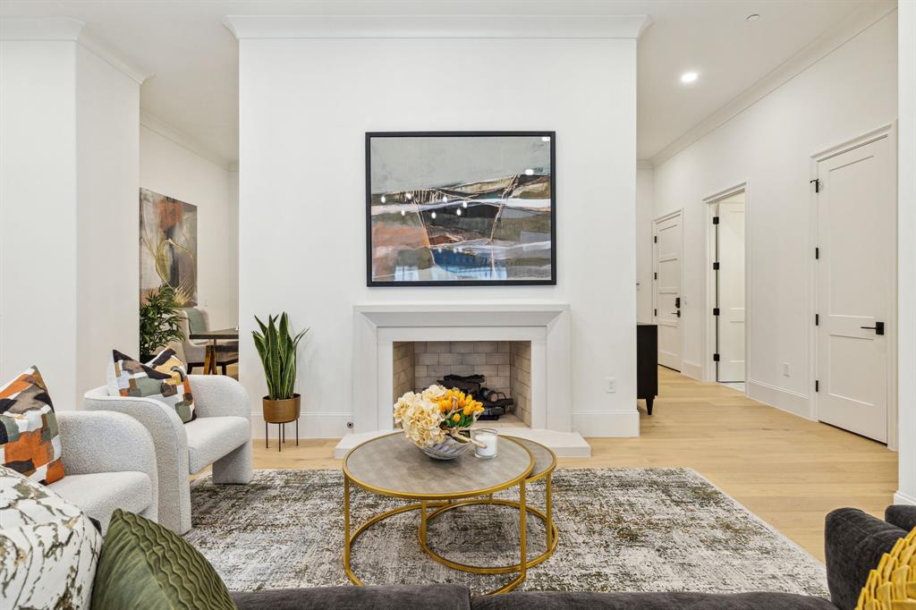 6801 Corporate Drive B6