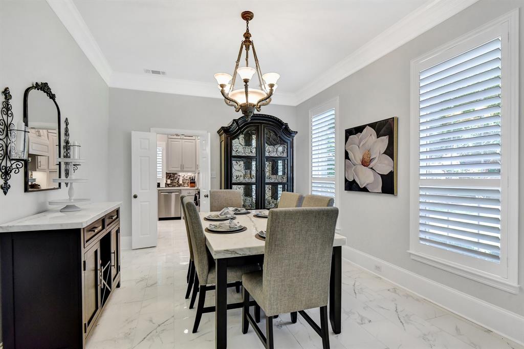 2310 Auburn Court