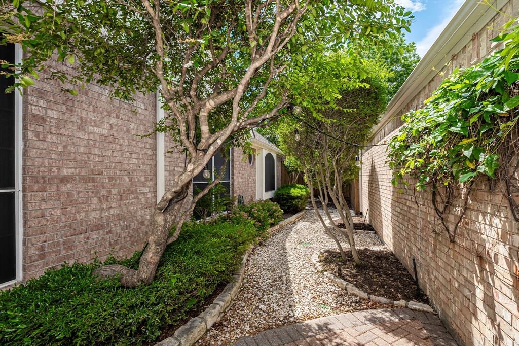 4808 Ridgedale Drive