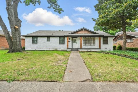 8434 Sweetwood Drive Dallas TX 75228