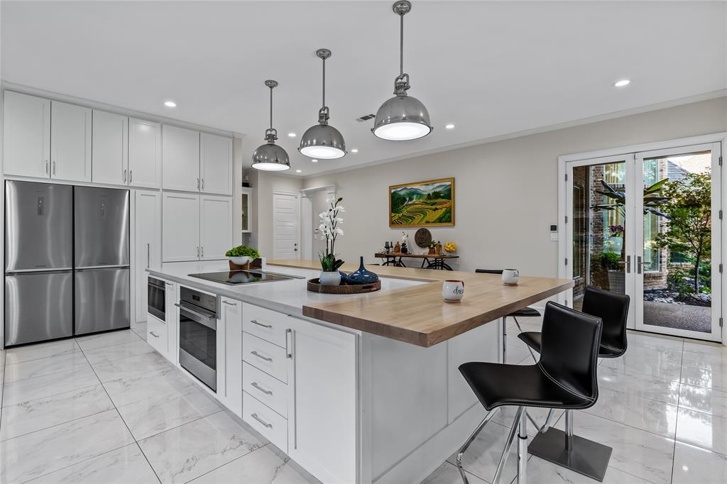 Kingsborough In Old Shepard Place - Residential