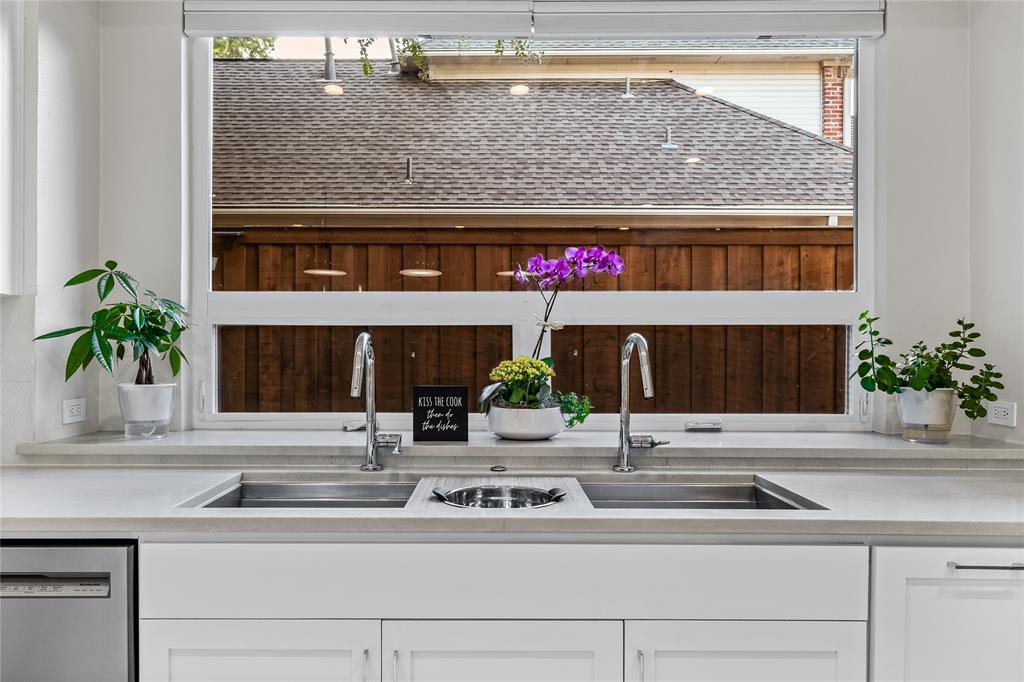 Kingsborough In Old Shepard Place - Residential