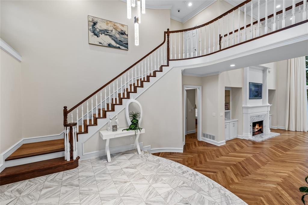 Kingsborough In Old Shepard Place - Residential