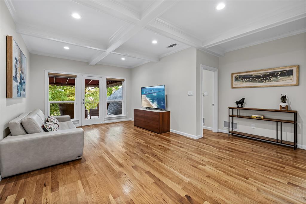 Kingsborough In Old Shepard Place - Residential