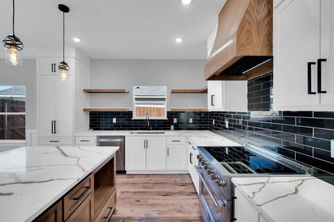 Tiny photo for 403 Santa Fe Street, Alvarado, TX 76009 (MLS # 21101462)