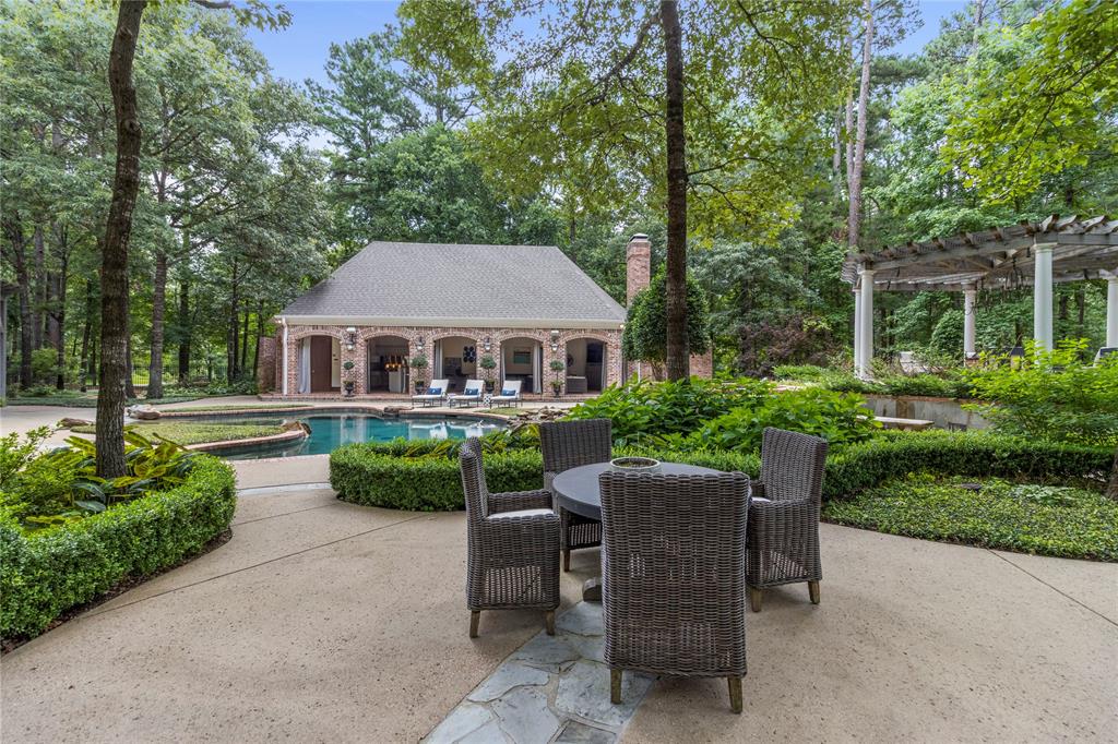 Brighton Creek Woods - Residential