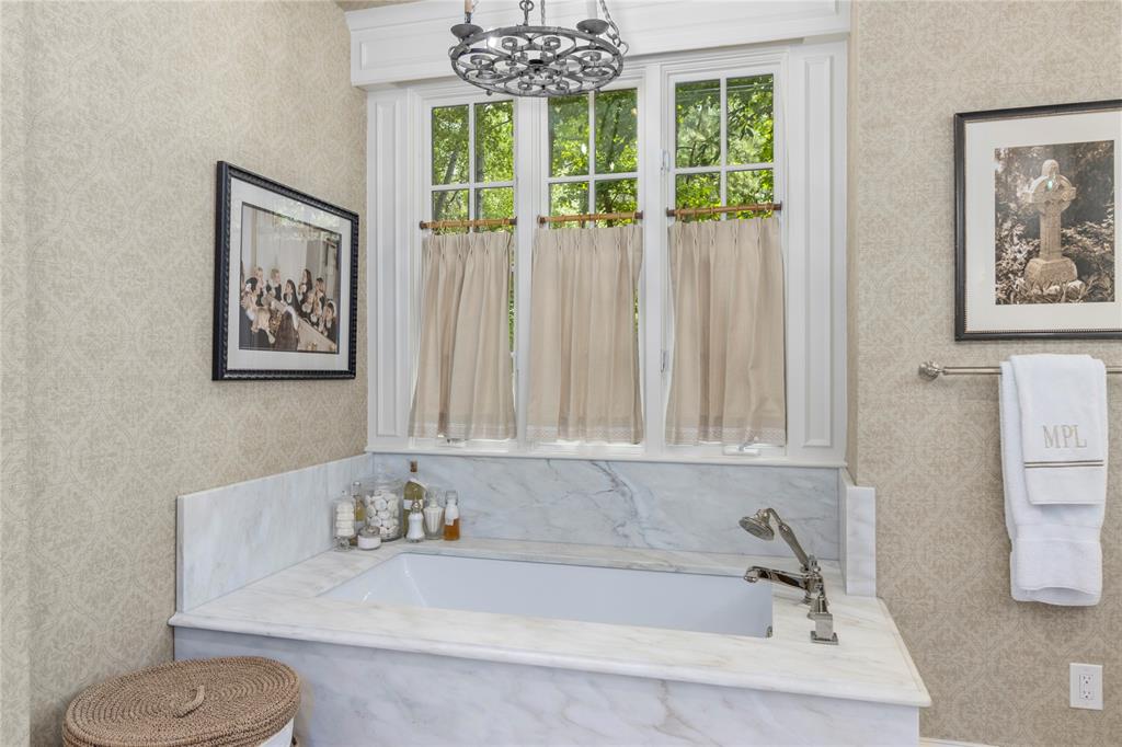 Brighton Creek Woods - Residential