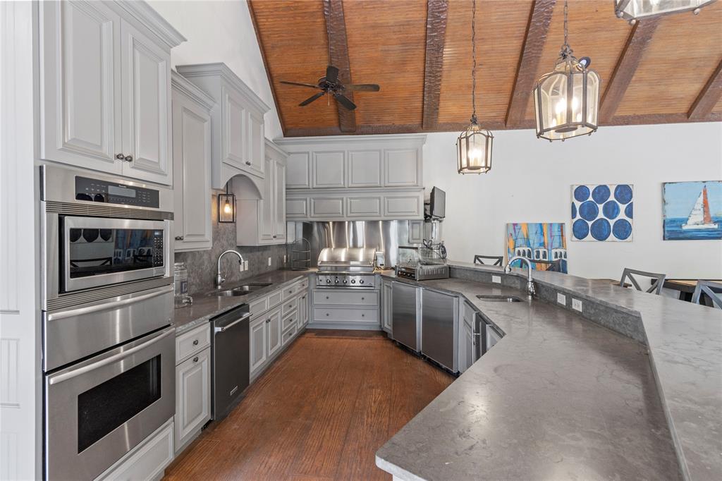 Brighton Creek Woods - Residential