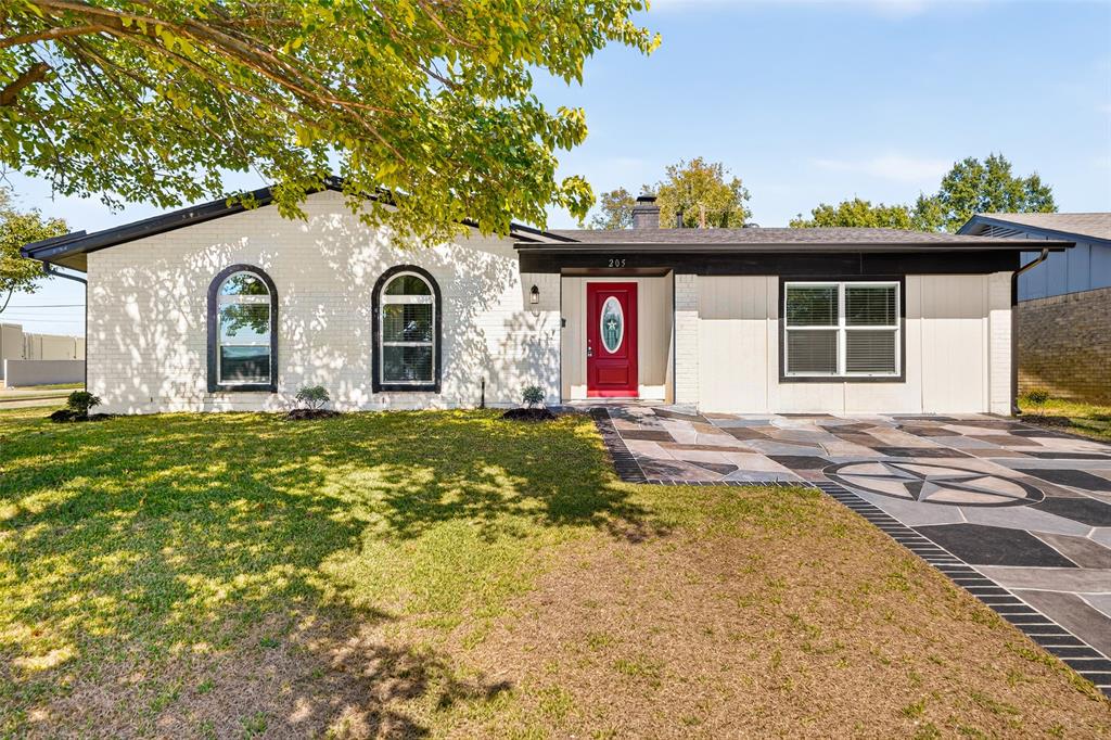 205 E Kearney Street