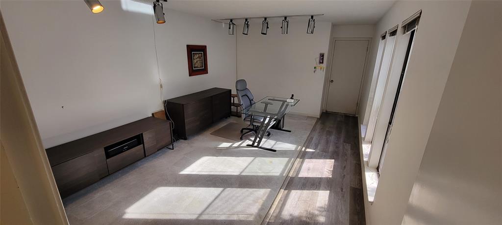 Preston Square Twnhms - Residential