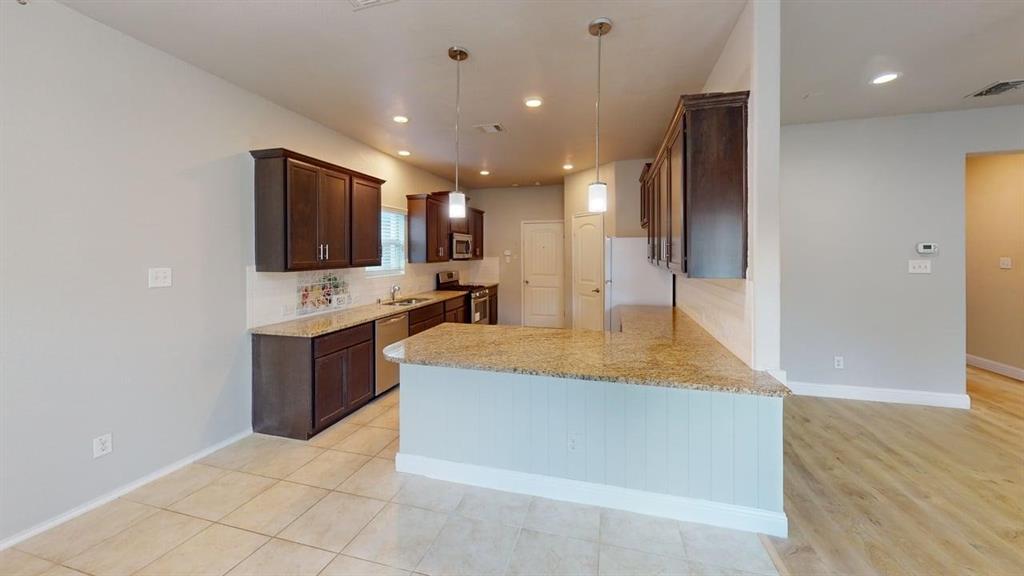 Fossil Creek At Westridge Ph 3 - Residential Lease