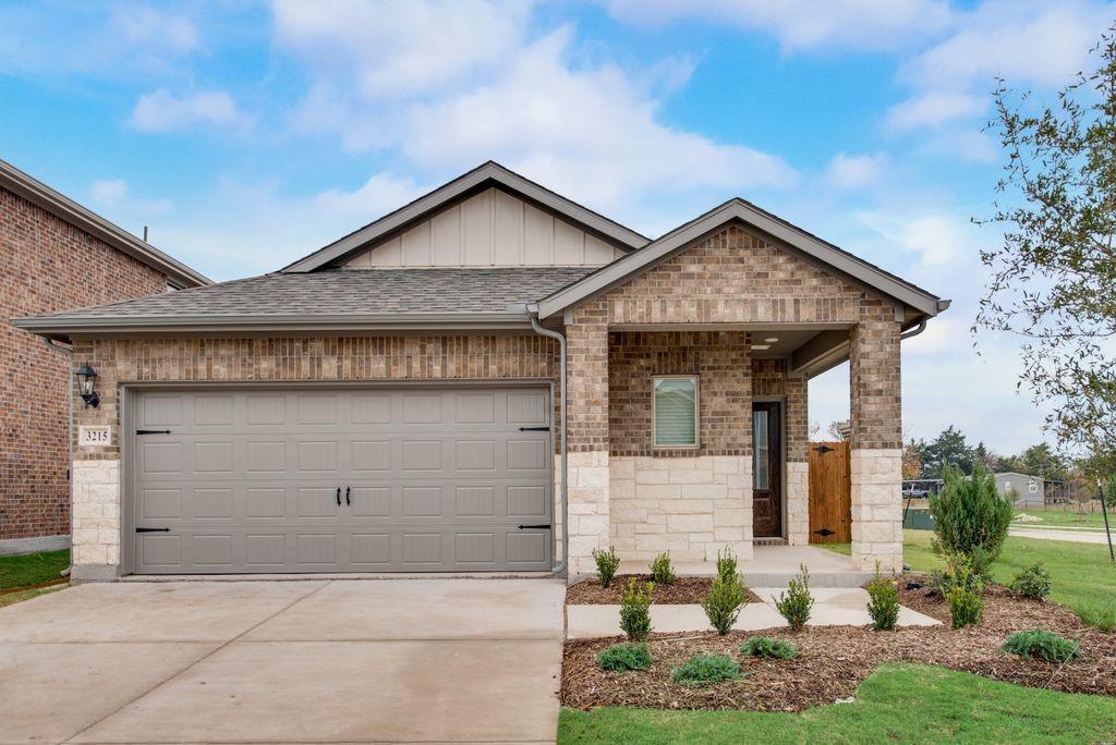 Bryant Farms Ph 1 - Residential Lease