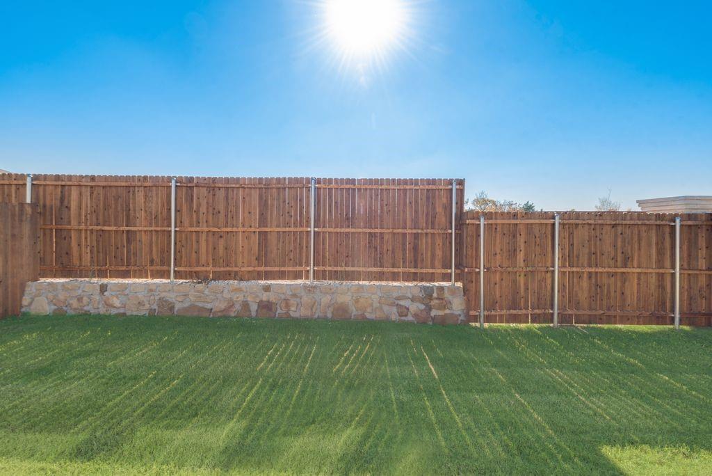 Bryant Farms Ph 1 - Residential Lease